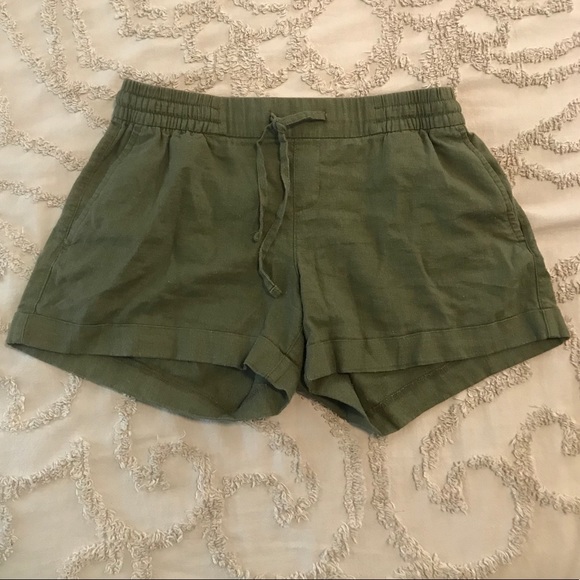Old Navy Mid-Rise Linen Blend Shorts - Picture 1 of 3